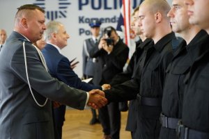 Ślubowanie nowo przyjętych policjantów w garnizonie pomorskim