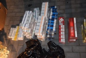Myśleniccy policjanci przechwycili ponad 80 tys. sztuk nielegalnych papierosów, alkohol i narkotyki