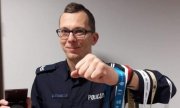 wrocławski policjant z medalami