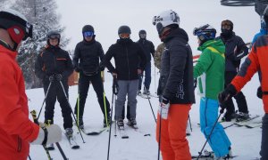 Kolejni policjanci rozpoczęli kurs na stopnie instruktorskie narciarstwa PZN