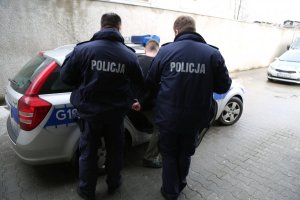 zatrzymani przez policjantów w związku z ostrzelaniem tramwajów w Krakowie