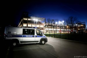 Policjanci czuwali nad porządkiem publicznym na terenie miasta i okolic podczas krakowskich derbów
