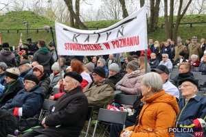 uczestnicy uroczystości Dnia Pamięci Ofiar Zbrodni Katyńskiej