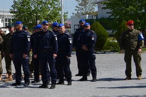 Zbliżenie na reprezentację polskich policjantów.