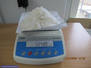 Metamfetamina znajdująca się  na wadze elektronicznej
