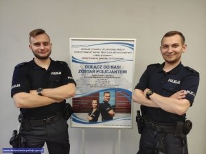Dwaj policjanci, którzy uratowali życie mężczyźnie