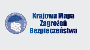 Logo Krajowej Mapy Zagrożeń Bezpieczeństwa, na którym widnieje mapa Polski z podziałem administracyjnym, a nad nią zarys parasola i napis Krajowa Mapa Zagrożeń Bezpieczeństwa.