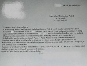 Zdjęcie listu z podziękowaniami dla policjantów do rodziny z Łochowa. Treść dostępna w komunikacie