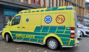 Ambulans którym  Michał Piszczek wykonał transport  Nikolki