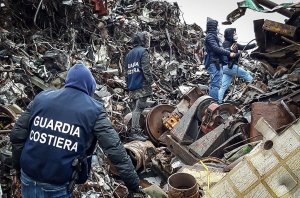 Włochy: Włoska straż nadbrzeżna prowadzi inspekcję odpadów statków masowych