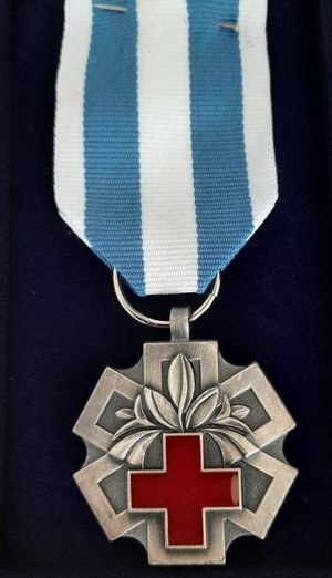 odznaka Honorowy Dawca Krwi- Zasłużony dla Zdrowia Narodu