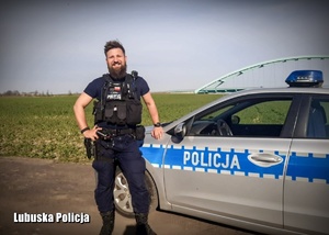 policjant po służbie