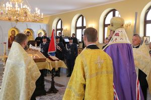 duchowni podczas prawosławnego nabożeństwa z okazji Święta Policji