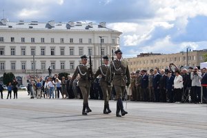 Uroczystości na placu Piłsudskiego z okazji Dnia Weterana Walk o Niepodległość Rzeczypospolitej Polskiej