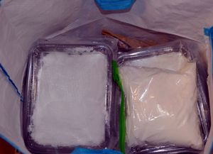 zabezpieczone paczki z amfetaminą