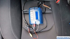 Urządzenie elektroniczne służące do włamań i kradzieży samochodów