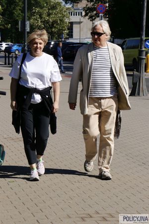 Zenon Parchimowicz i Dorota Książak z Fundacji podczas spaceru