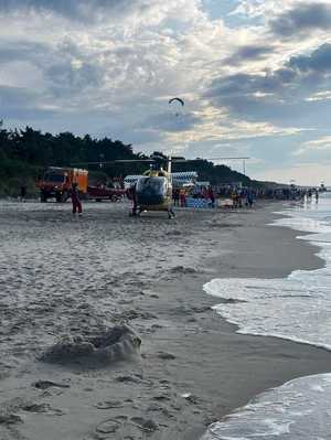 śmigłowiec na plaży