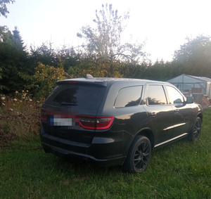 odzyskany samochód dodge durango