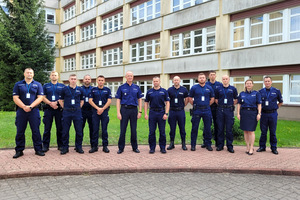 zdjęcie grupowe policjantów