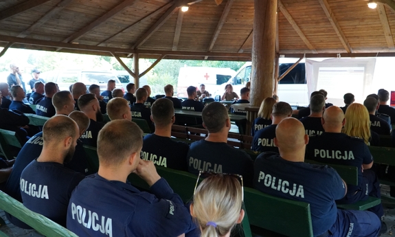 policjanci podczas szkolenia