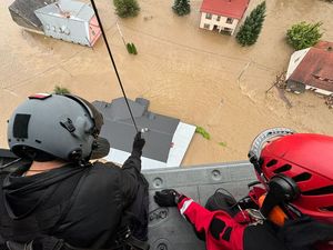 widok z góry na zalane tereny