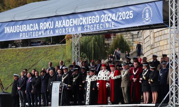 goście zgromadzeni na inauguracja rozpoczęcie roku akademickiego