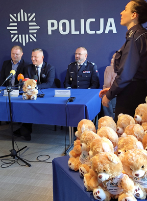 Inuguracja „Programu ochrony dzieci i młodzieży przed krzywdzeniem oraz przemocą domową” z udziałem m.in. Komendanta Wojewódzkiego Policji zs. w Radomiu, Wicemarszałka Mazowsza Rafała Rajkowskiego i innych zaproszonych gości.