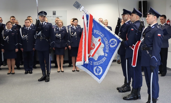 Policjanci podczas ślubowania.