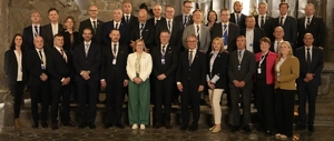 Uczestnicy nieformalnego Spotkania Europejskich Szefów Policji na zdjęciu grupowym.