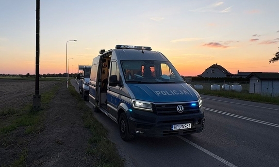 Radiowóz policyjny.