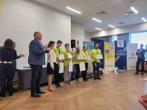 Ceremonia wręczenia nagród zwycięskim drużynom