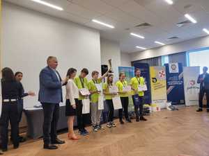 Ceremonia wręczenia nagród zwycięskim drużynom