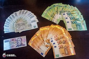 Zabezpieczona gotówka.