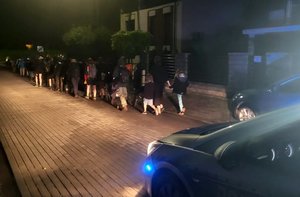 Ewakuacja obozu harcerskiego.
