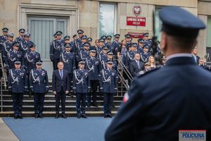 Uroczystość wręczenia odznaczeń i nominacji na wyższe stopnie policyjne w Komendzie Głównej Policji.