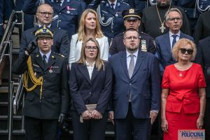 Uroczystość wręczenia odznaczeń i nominacji na wyższe stopnie policyjne w Komendzie Głównej Policji.
