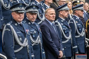 Uroczystość wręczenia odznaczeń i nominacji na wyższe stopnie policyjne w Komendzie Głównej Policji.