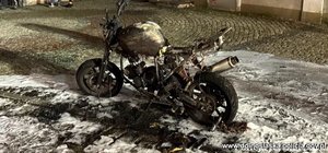 Spalony motocykl.