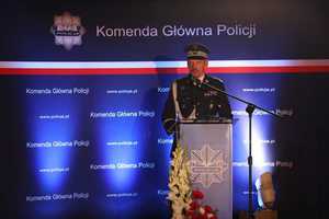 gen. insp. Marek Boron podczas przemówienia