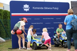Uczestnicy turnieju tenisowego.