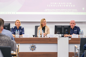 Seminarium naukowo-praktyczne.