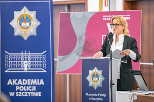 Seminarium naukowo-praktyczne.