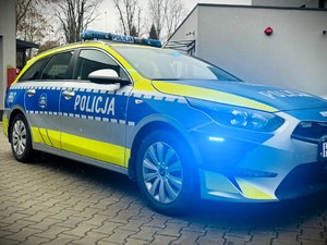 Policyjny radiowóz - zdjęcie poglądowe.