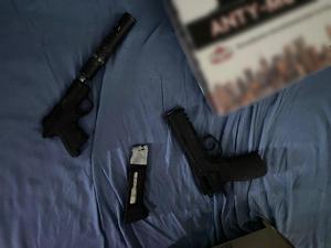 Zabezpieczona broń.