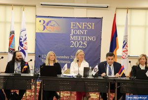 Uczestnicy posiedzenia eksperckich grup roboczych ENFSI w Armenii.