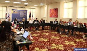 Uczestnicy posiedzenia eksperckich grup roboczych ENFSI w Armenii.
