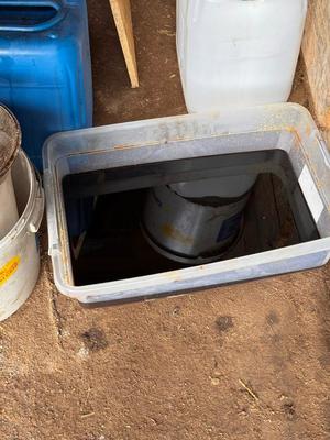 Pojemnik z nielegalną substancją.