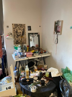 Pomieszczenie, w którym zabezpieczono nielegalne substancje.