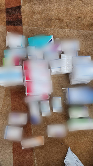 Zabezpieczone różne leki.